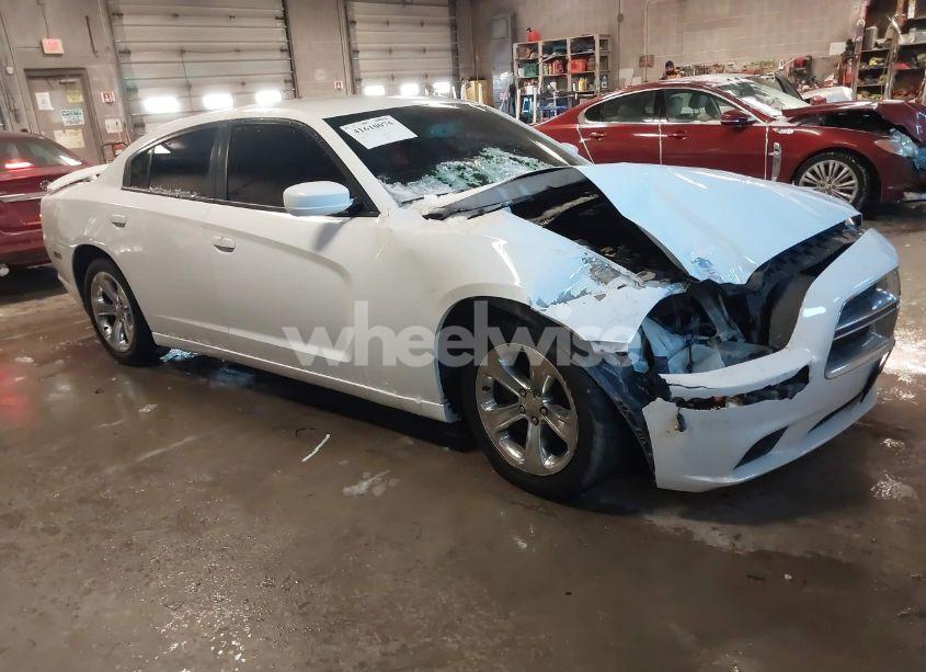 2012 Dodge Charger SXT (VIN 2C3CDXHG5CH270535) main photo