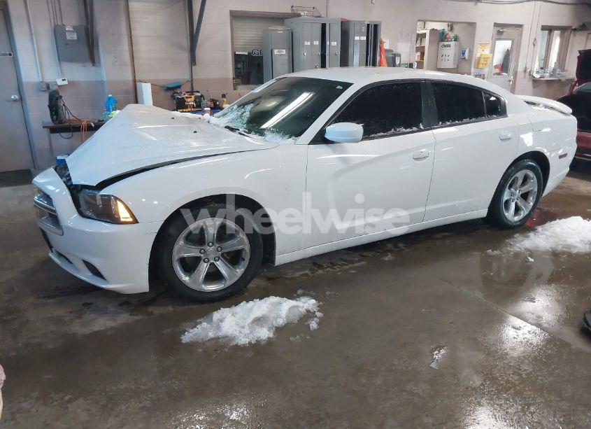 Photo 2 of 2012 Dodge Charger SXT (VIN 2C3CDXHG5CH270535)
