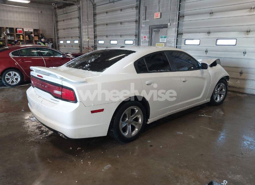 Photo 4 of 2012 Dodge Charger SXT (VIN 2C3CDXHG5CH270535)