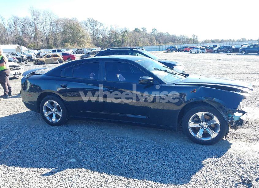 Photo 13 of 2013 Dodge Charger SXT PLUS (VIN 2C3CDXHG5DH570786)
