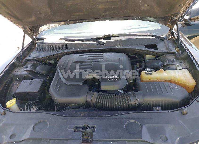 Photo 10 of 2014 Dodge Charger SXT (VIN 2C3CDXHG5EH256671)