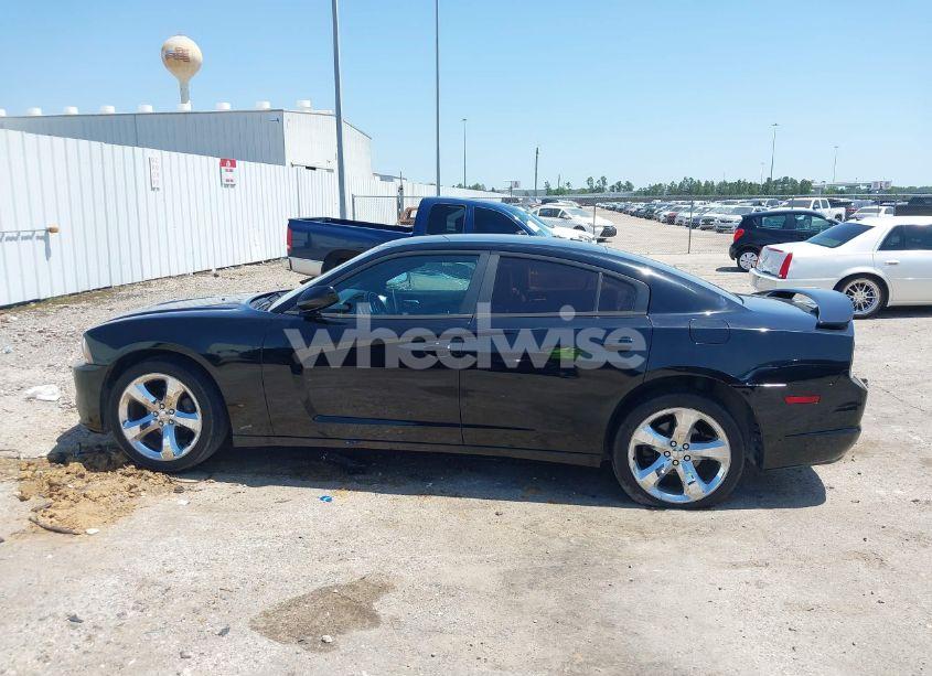 Photo 14 of 2014 Dodge Charger SXT (VIN 2C3CDXHG5EH256671)