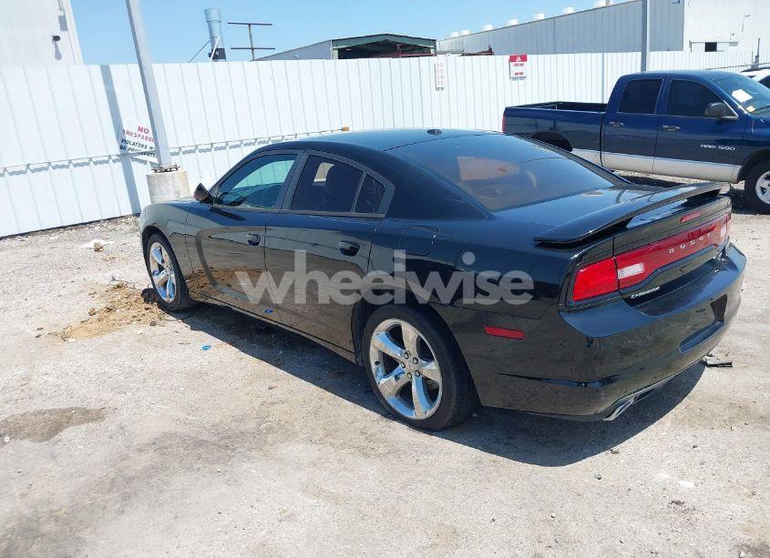 Photo 3 of 2014 Dodge Charger SXT (VIN 2C3CDXHG5EH256671)