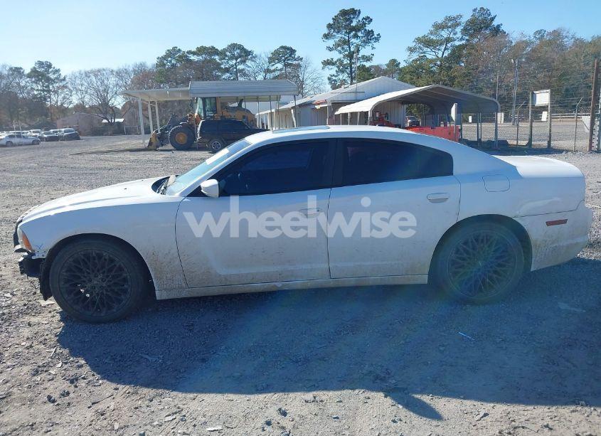 Photo 15 of 2014 Dodge Charger SXT (VIN 2C3CDXHG5EH314214)