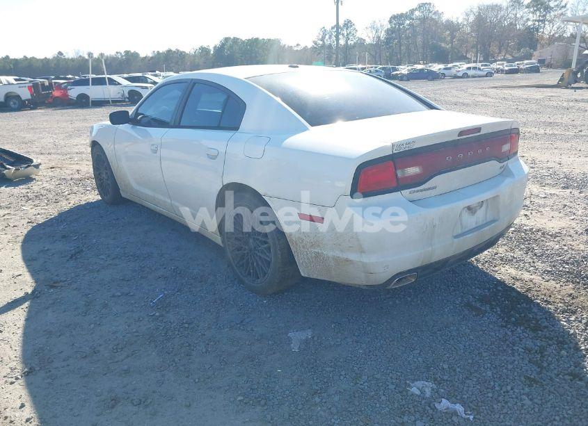 Photo 3 of 2014 Dodge Charger SXT (VIN 2C3CDXHG5EH314214)