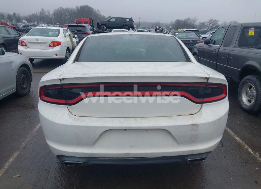 Photo 16 of 2015 Dodge Charger SXT (VIN 2C3CDXHG5FH734119)
