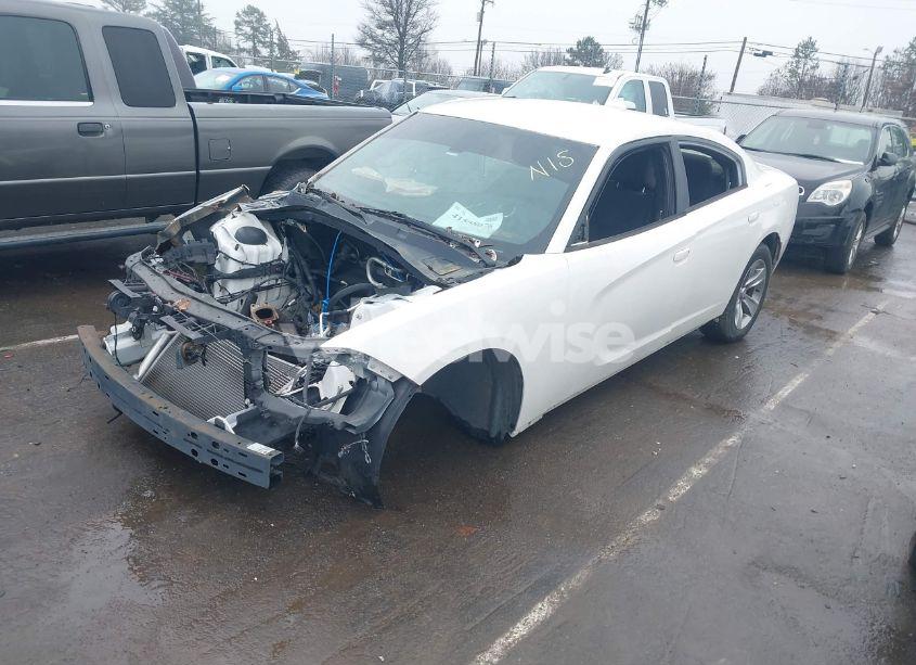 Photo 2 of 2015 Dodge Charger SXT (VIN 2C3CDXHG5FH734119)