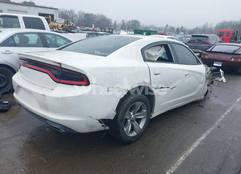 Photo 4 of 2015 Dodge Charger SXT (VIN 2C3CDXHG5FH734119)
