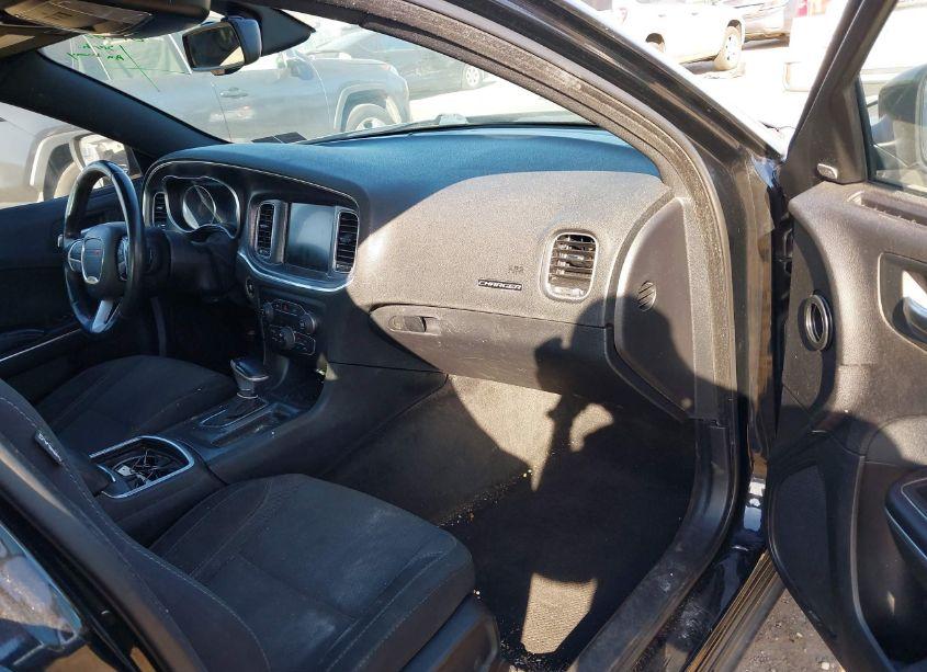 Photo 5 of 2016 Dodge Charger SXT (VIN 2C3CDXHG5GH179044)