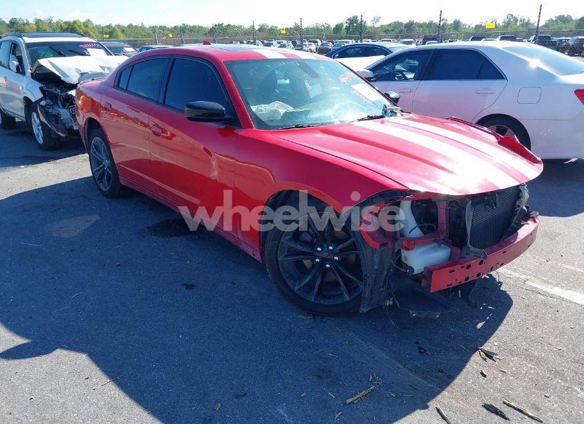 2016 Dodge Charger SXT (VIN 2C3CDXHG5GH210809) main photo