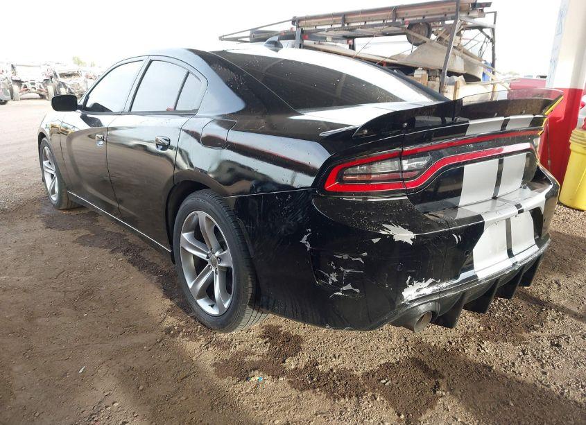 Photo 3 of 2016 Dodge Charger SXT (VIN 2C3CDXHG5GH215718)