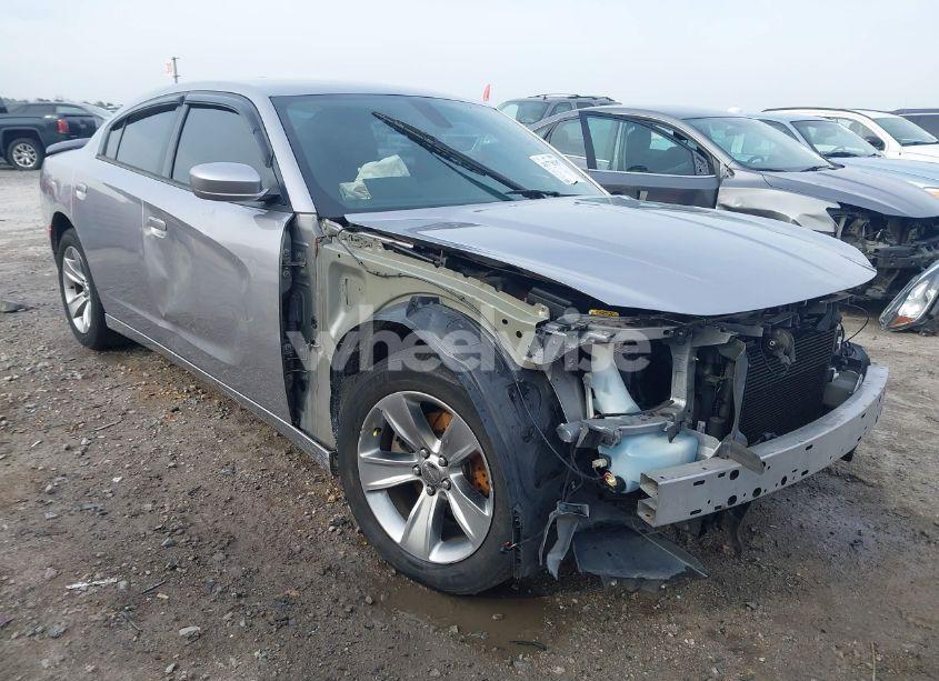 2016 Dodge Charger SXT (VIN 2C3CDXHG5GH215721) main photo