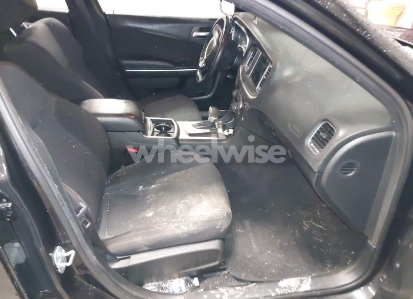 Photo 5 of 2016 Dodge Charger SXT (VIN 2C3CDXHG5GH232938)