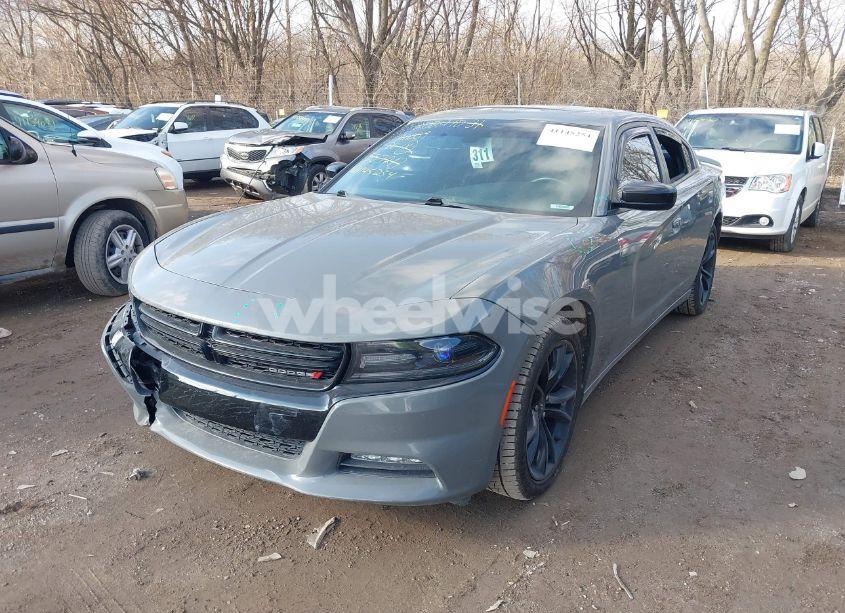 Photo 2 of 2017 Dodge Charger SXT RWD (VIN 2C3CDXHG5HH557283)