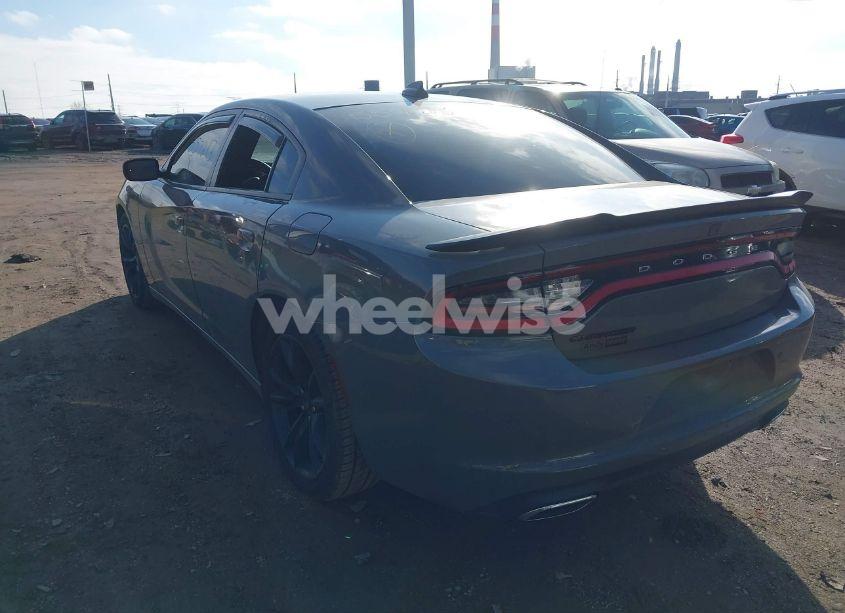 Photo 3 of 2017 Dodge Charger SXT RWD (VIN 2C3CDXHG5HH557283)