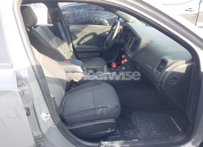 Photo 5 of 2017 Dodge Charger SXT RWD (VIN 2C3CDXHG5HH557283)