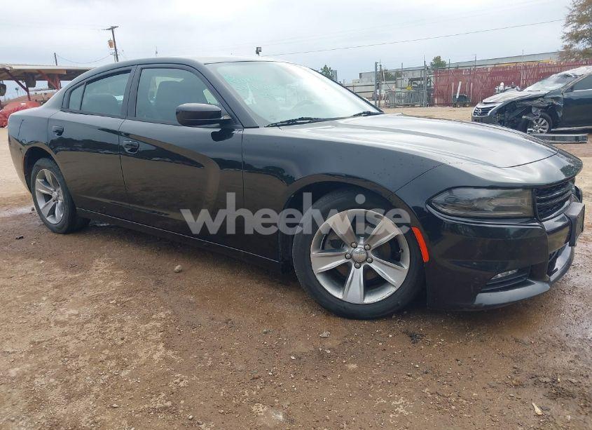 2017 Dodge Charger SXT RWD (VIN 2C3CDXHG5HH609320) main photo