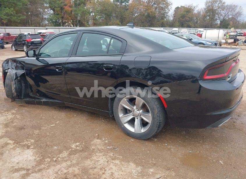 Photo 3 of 2017 Dodge Charger SXT RWD (VIN 2C3CDXHG5HH609320)