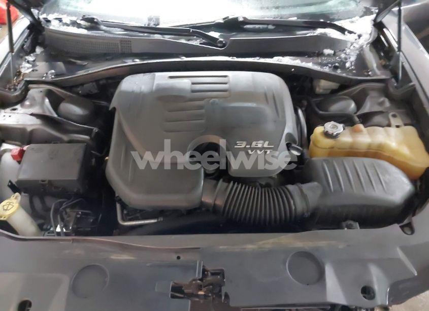 Photo 10 of 2013 Dodge Charger SXT (VIN 2C3CDXHG6DH701398)