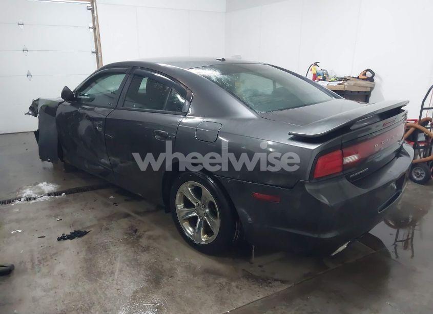 Photo 3 of 2013 Dodge Charger SXT (VIN 2C3CDXHG6DH701398)