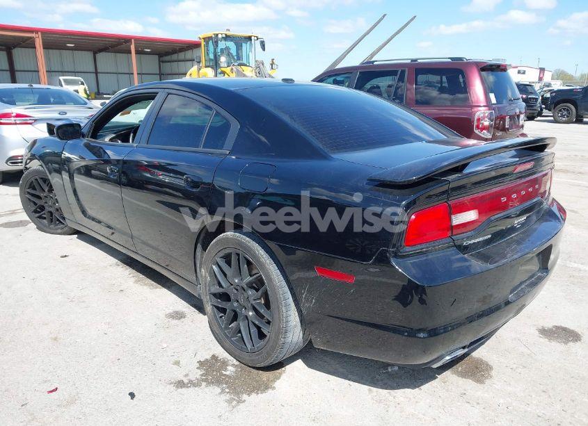 Photo 3 of 2014 Dodge Charger SXT (VIN 2C3CDXHG6EH329546)