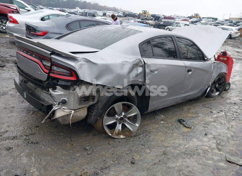 Photo 4 of 2015 Dodge Charger SXT (VIN 2C3CDXHG6FH870159)