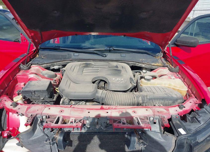 Photo 10 of 2015 Dodge Charger SXT (VIN 2C3CDXHG6FH886782)