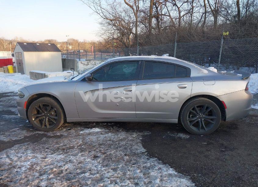 Photo 14 of 2016 Dodge Charger SXT (VIN 2C3CDXHG6GH132802)