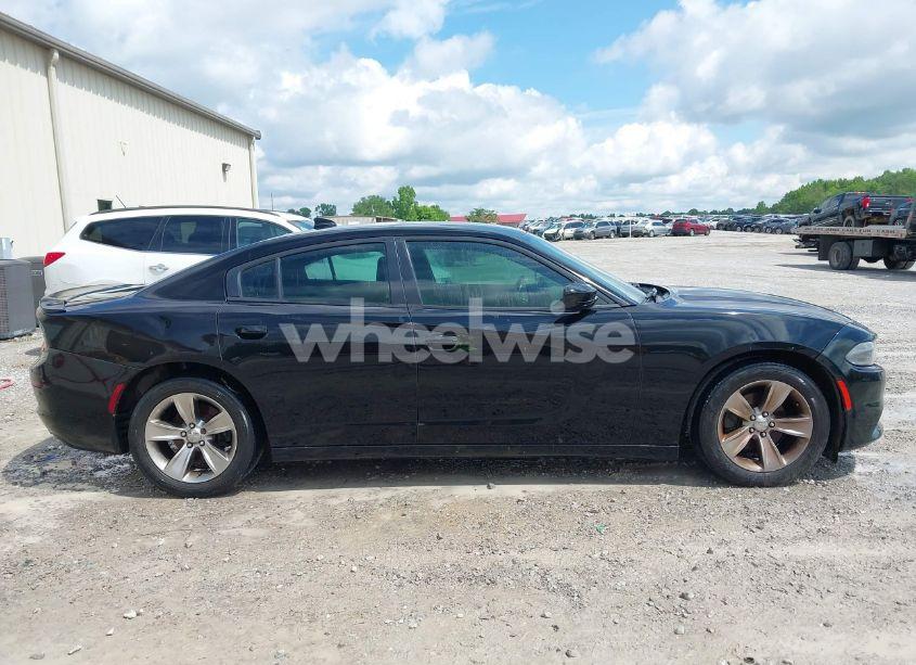 Photo 13 of 2016 Dodge Charger SXT (VIN 2C3CDXHG6GH222922)