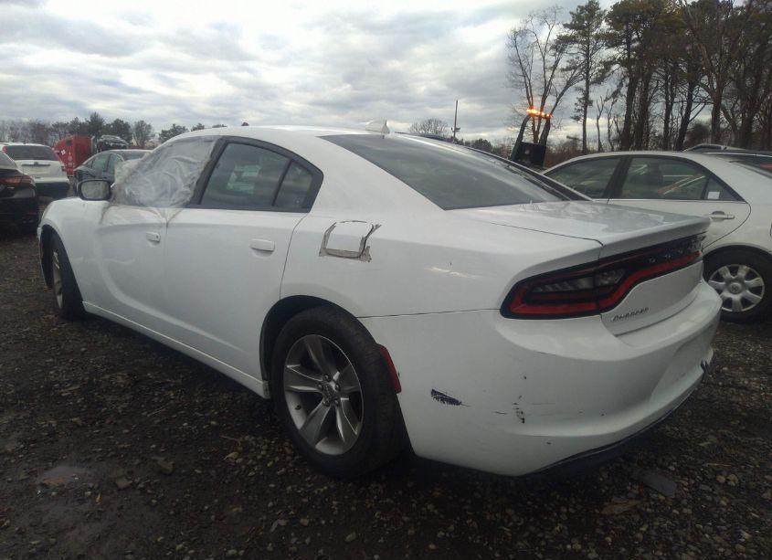Photo 3 of 2016 Dodge Charger SXT (VIN 2C3CDXHG6GH350075)