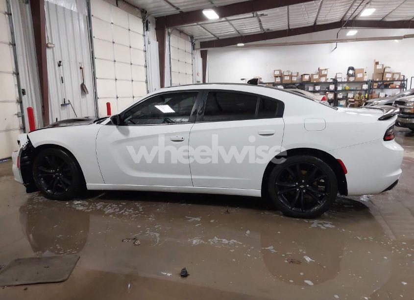 Photo 14 of 2017 Dodge Charger SXT RWD (VIN 2C3CDXHG6HH602036)