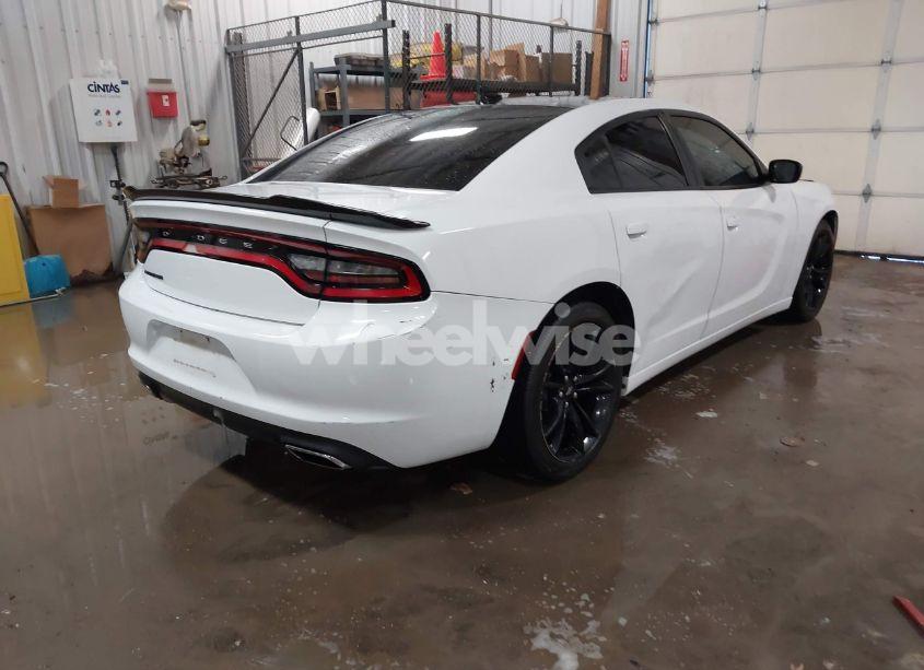 Photo 4 of 2017 Dodge Charger SXT RWD (VIN 2C3CDXHG6HH602036)