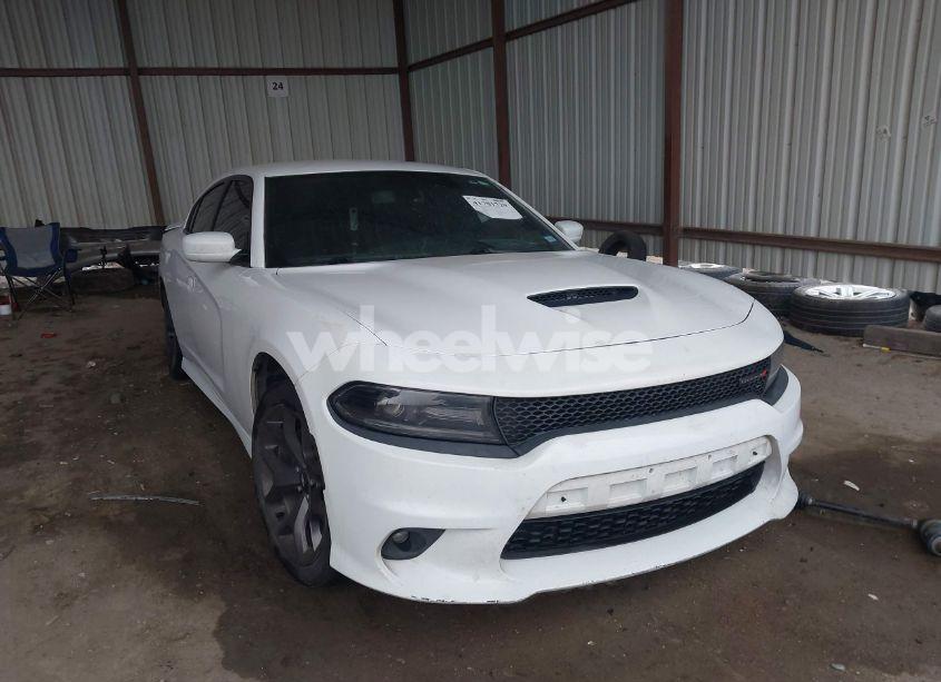 2019 Dodge Charger GT RWD (VIN 2C3CDXHG6KH512506) main photo