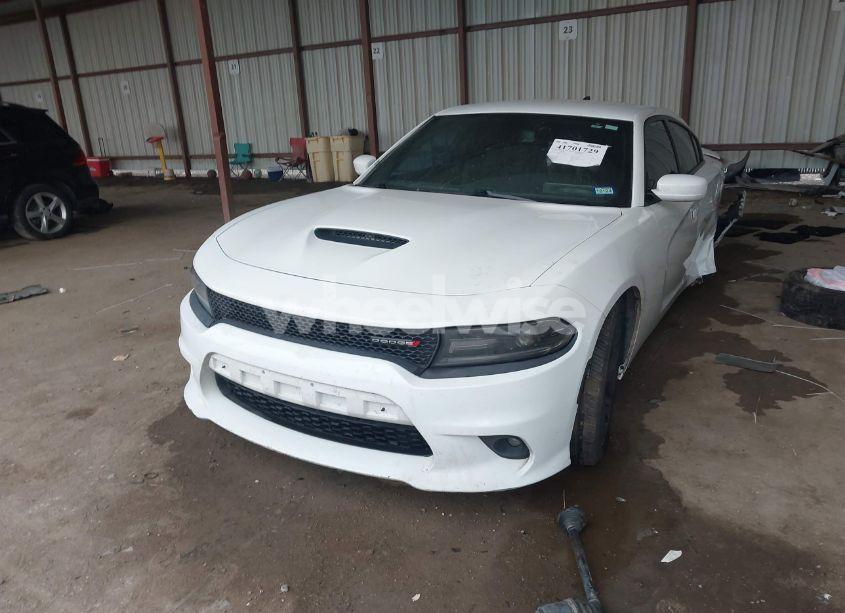 Photo 2 of 2019 Dodge Charger GT RWD (VIN 2C3CDXHG6KH512506)