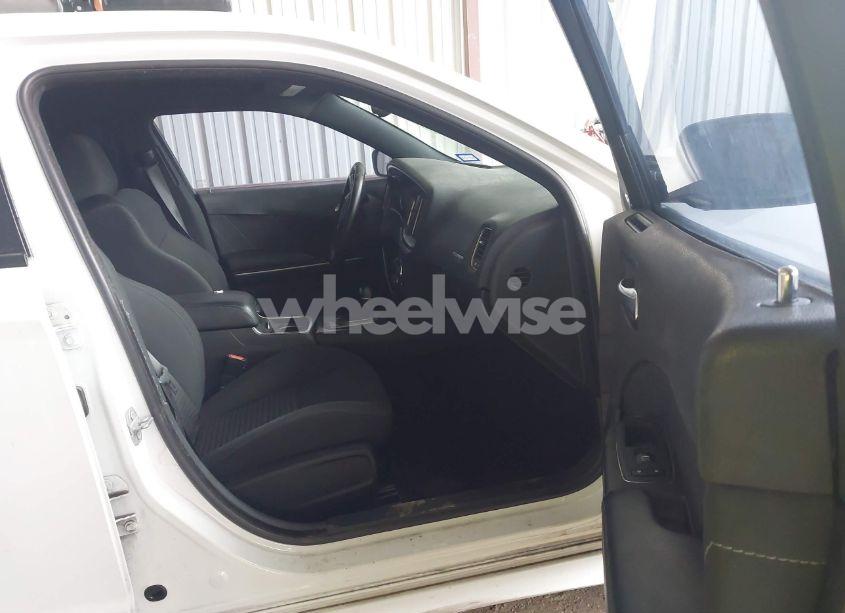 Photo 5 of 2019 Dodge Charger GT RWD (VIN 2C3CDXHG6KH512506)