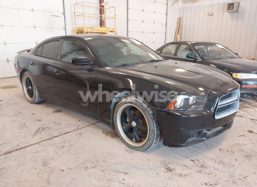 2013 Dodge Charger SXT PLUS (VIN 2C3CDXHG7DH529544) main photo