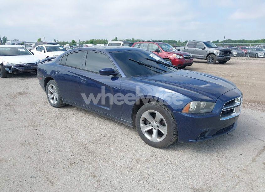 2014 Dodge Charger SXT (VIN 2C3CDXHG7EH122177) main photo