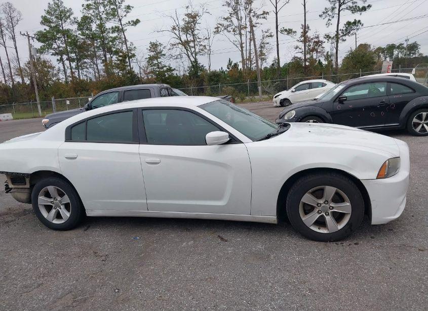 Photo 12 of 2014 Dodge Charger SXT (VIN 2C3CDXHG7EH267428)