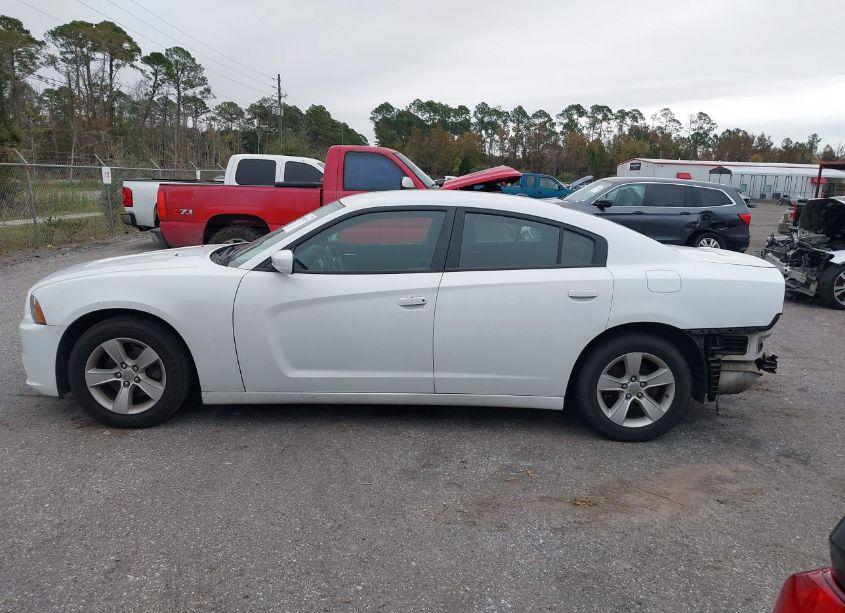 Photo 13 of 2014 Dodge Charger SXT (VIN 2C3CDXHG7EH267428)