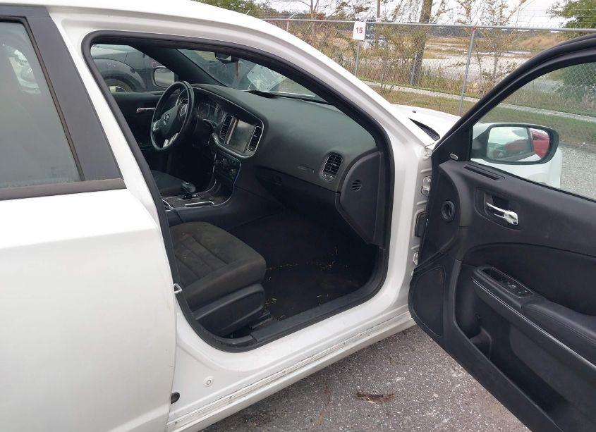 Photo 5 of 2014 Dodge Charger SXT (VIN 2C3CDXHG7EH267428)