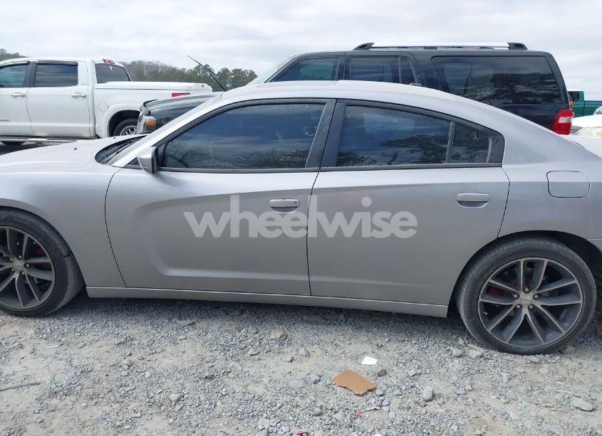 Photo 14 of 2014 Dodge Charger SXT (VIN 2C3CDXHG7EH346159)