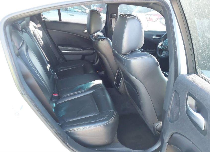 Photo 8 of 2015 Dodge Charger SXT (VIN 2C3CDXHG7FH886726)