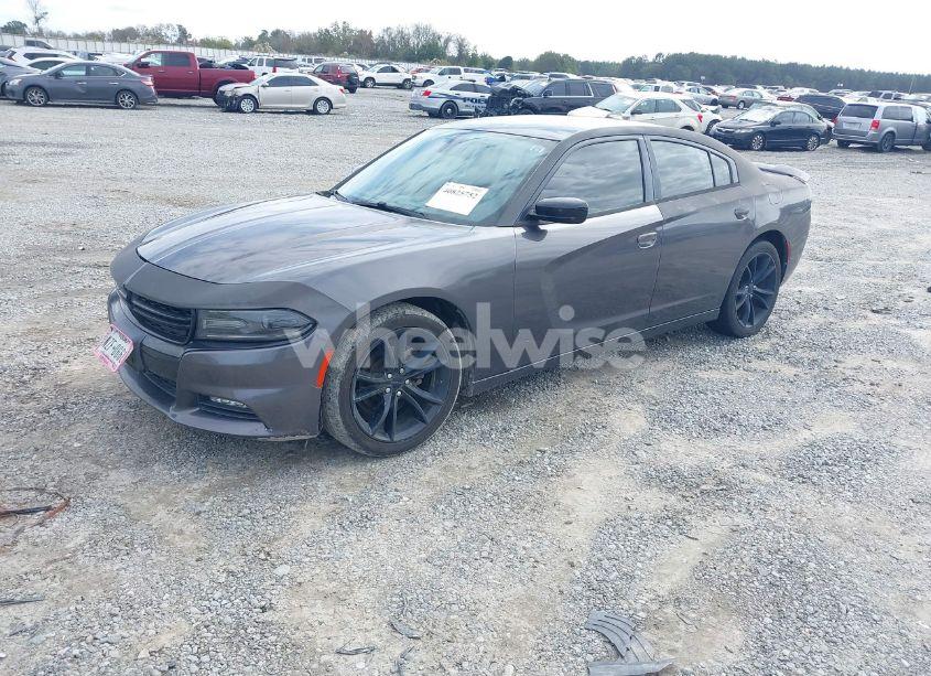 Photo 2 of 2016 Dodge Charger SXT (VIN 2C3CDXHG7GH228910)