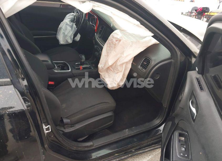 Photo 5 of 2016 Dodge Charger SXT (VIN 2C3CDXHG7GH291831)