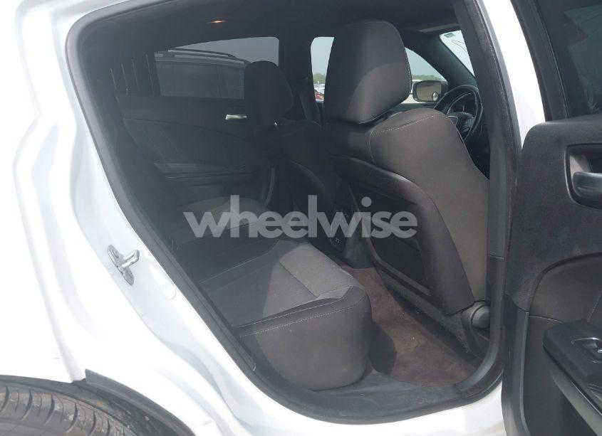 Photo 8 of 2016 Dodge Charger SXT (VIN 2C3CDXHG7GH307073)