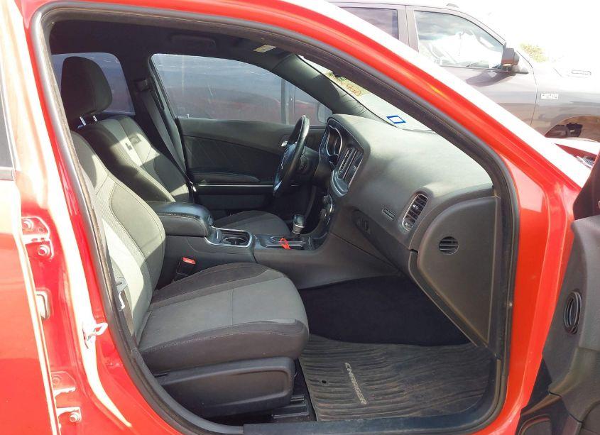 Photo 5 of 2016 Dodge Charger SXT (VIN 2C3CDXHG7GH347850)