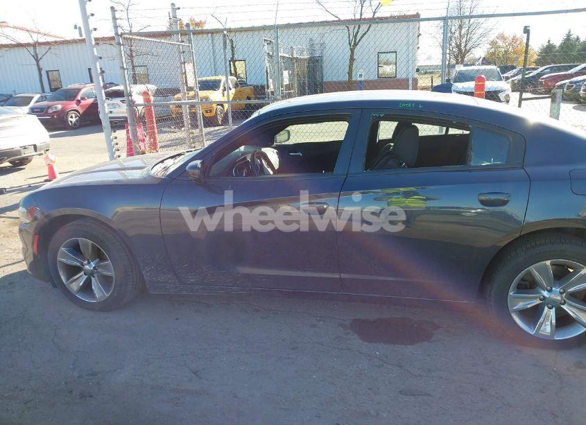 Photo 14 of 2017 Dodge Charger SXT RWD (VIN 2C3CDXHG7HH641928)