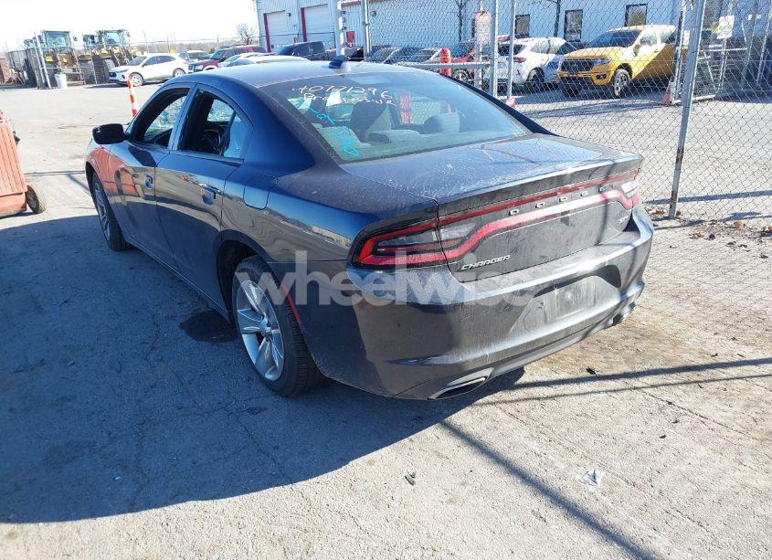 Photo 3 of 2017 Dodge Charger SXT RWD (VIN 2C3CDXHG7HH641928)