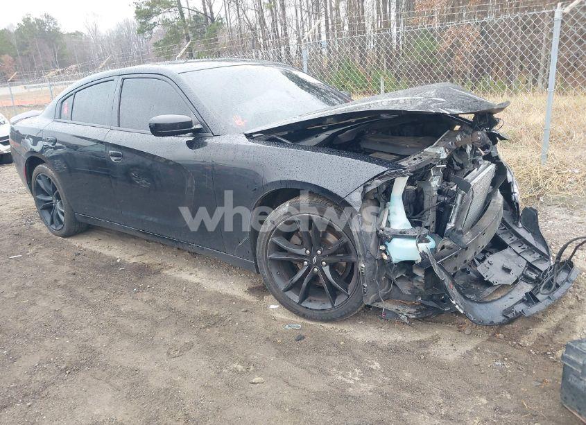 2017 Dodge Charger SXT RWD (VIN 2C3CDXHG7HH666604) main photo