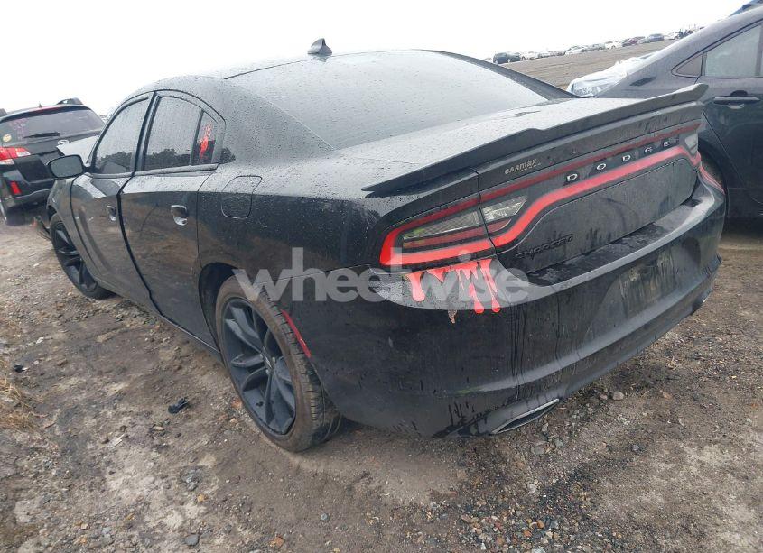 Photo 3 of 2017 Dodge Charger SXT RWD (VIN 2C3CDXHG7HH666604)